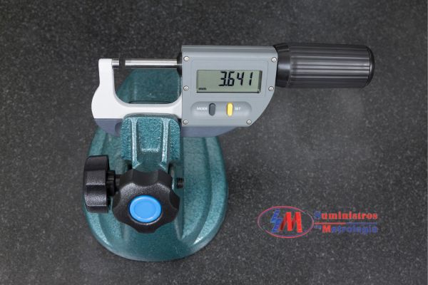 Micrómetro Digital